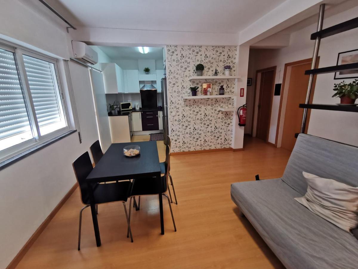 Апартаменты Apartamento Alem Mar Лагуш Экстерьер фото