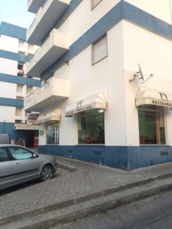 Апартаменты Apartamento Alem Mar Лагуш Экстерьер фото